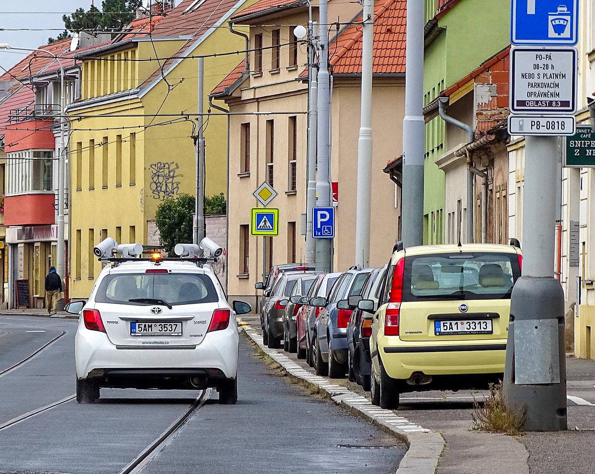 Парковка в Чехии: полный гид по системе